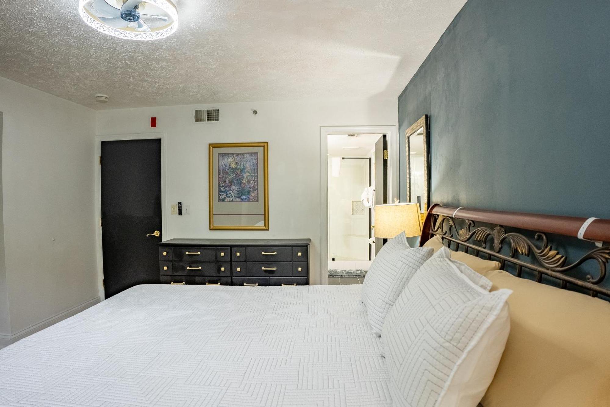 Luxurious Condo, Pool, Fireplace, Hiking Gatlinburg Extérieur photo