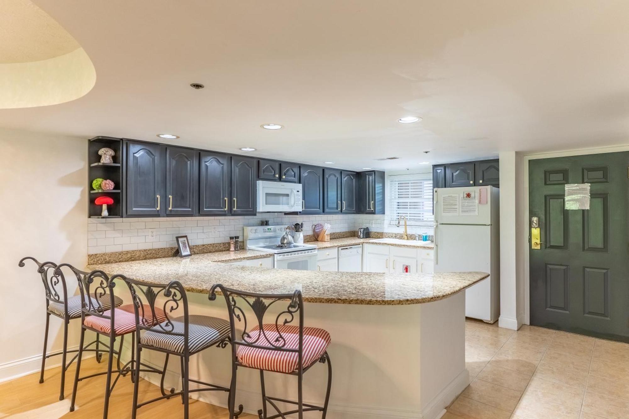 Luxurious Condo, Pool, Fireplace, Hiking Gatlinburg Extérieur photo